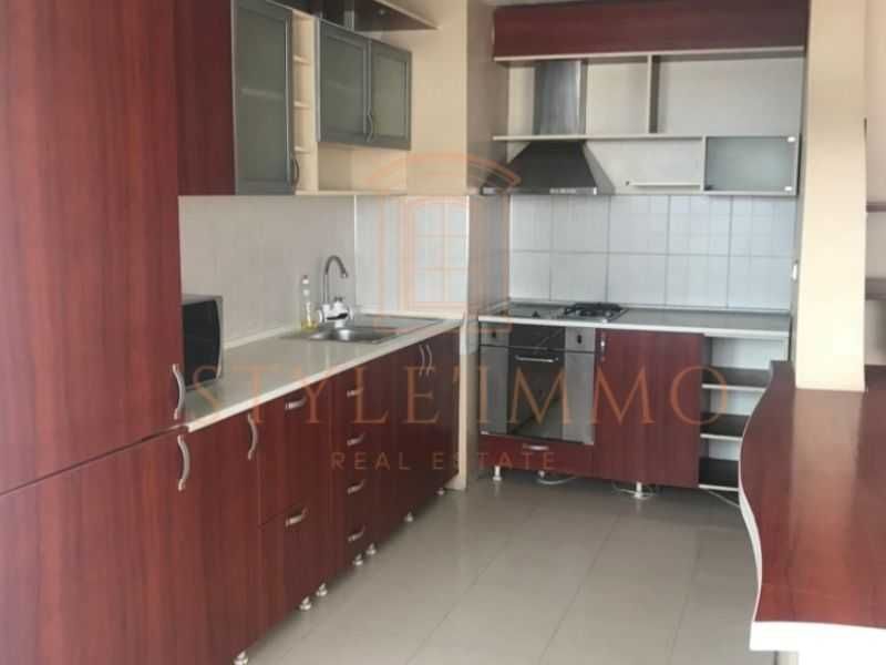 Продава се Тристаен апартамент в Разград, Освобождение - 84 кв.м за 1172 €/кв.м - Снимка #4