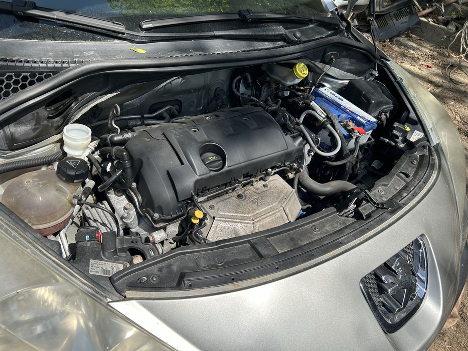 на части Peugeot 207 1.4i 16V SW 2008г