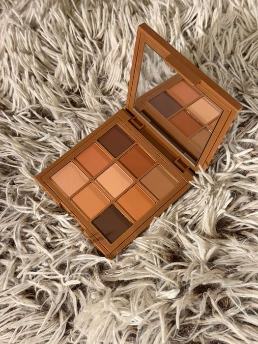 палитра сенки Huda Beauty Matte Obsessions Eyeshadow Palette