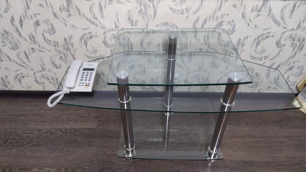 Подставка под ТВ.