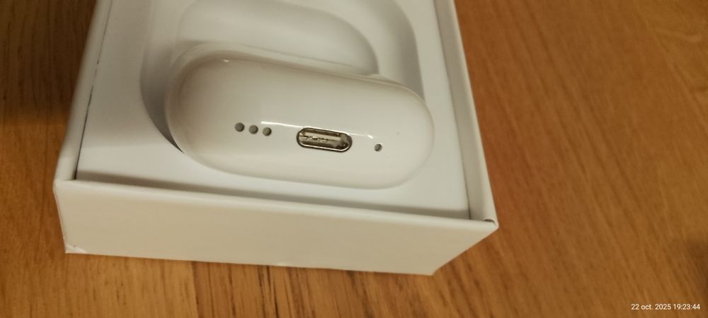 air pods 4 noise canceling