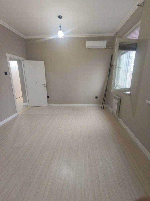 Продается Квартира на Карасу-5 р-н Мирзо Улугбек 3/5/9.