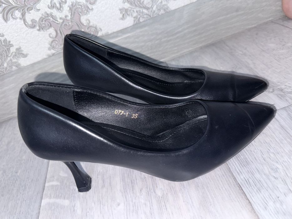 Привазные женские туфли