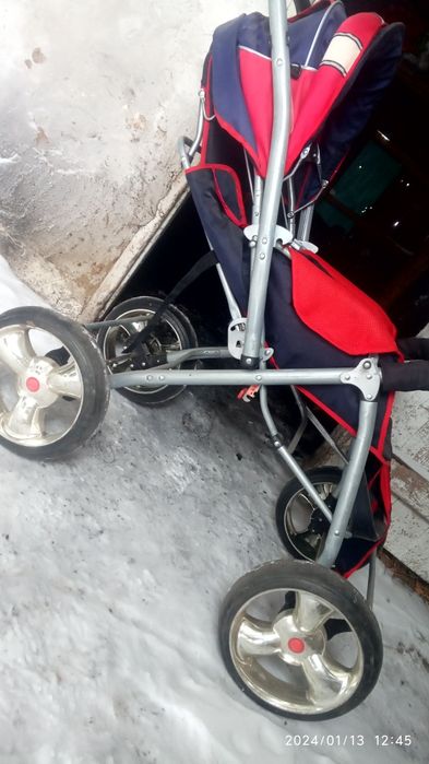 Продам детскую коляску.