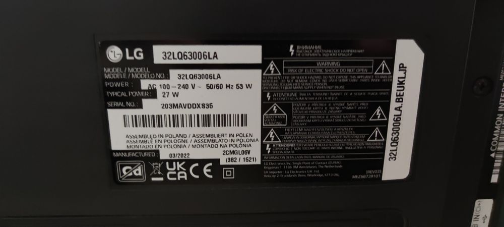 Tv LG smart Led Ful HD 80 CM + SUPORT DE PERETE