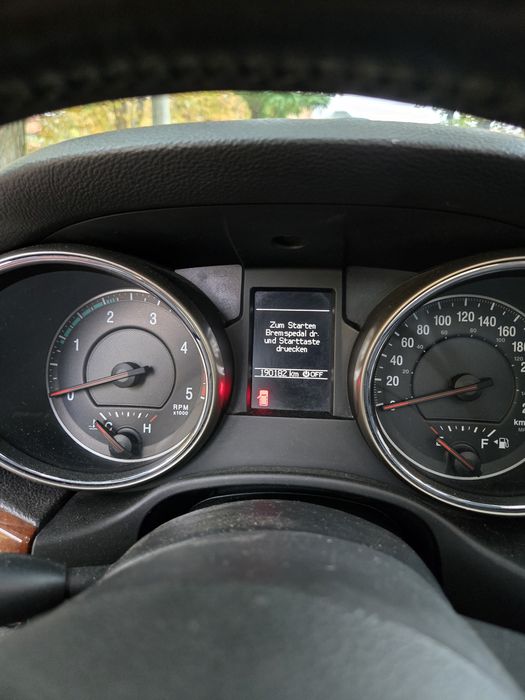 JEEP Grand Cherokee 2011 — imagine 4
