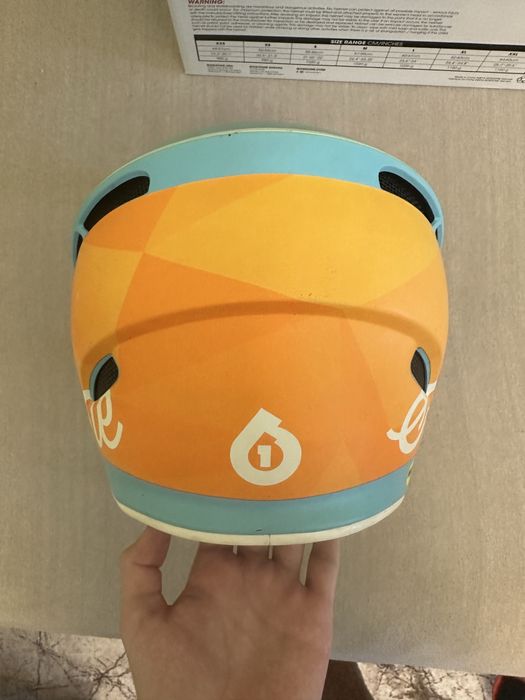 Downhill каска 661