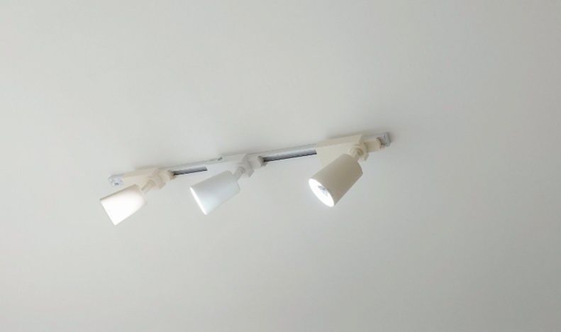 Продаются споты.