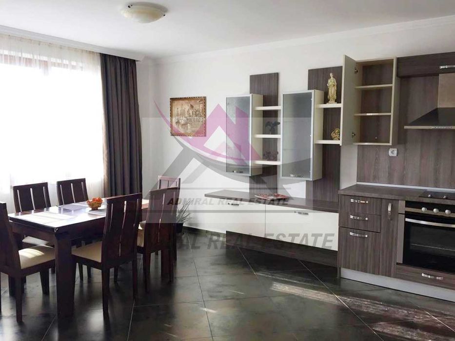 Дава се под наем Тристаен апартамент в Варна, Бриз - 150 кв.м за 1000 € - Снимка #2