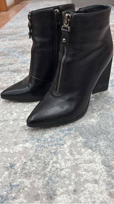 Продам женскую обувь