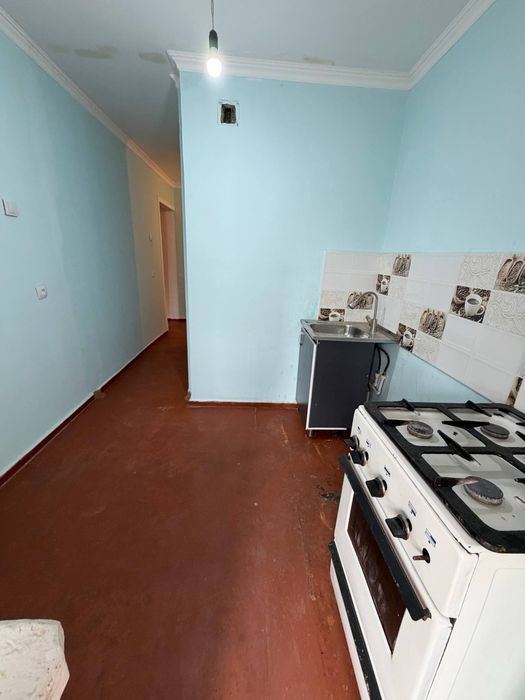 Срочно Продаеться 2-ком квартира городе Чирчике районе 3-микрарайоне