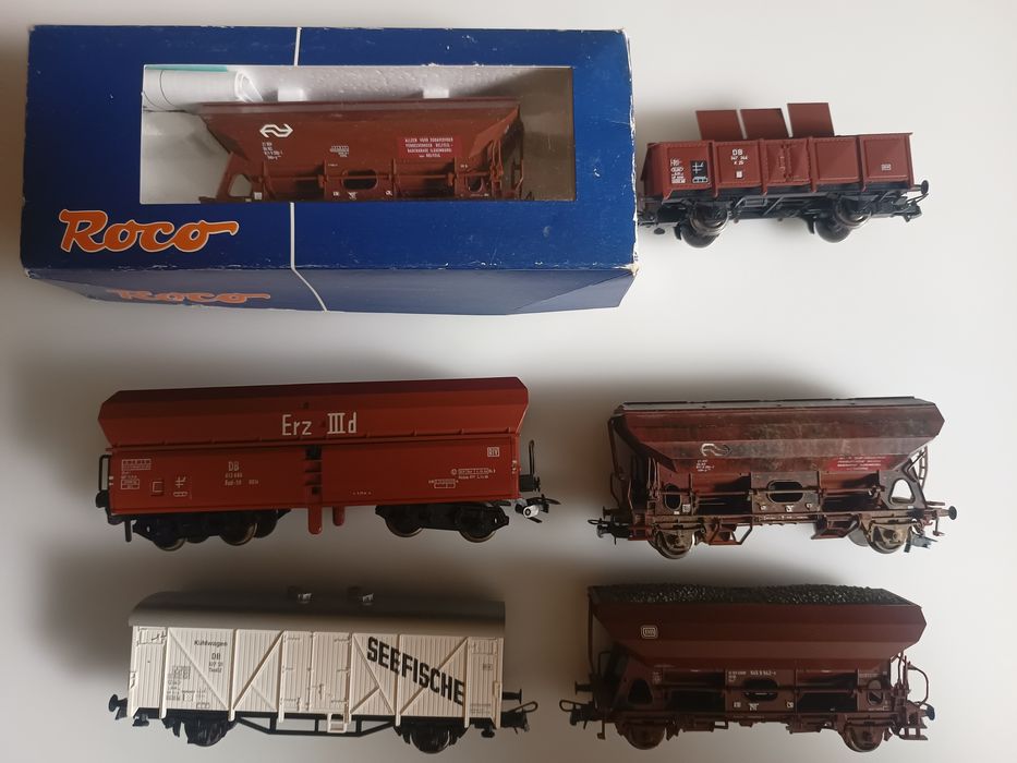 Vagoane trenuleț electric HO