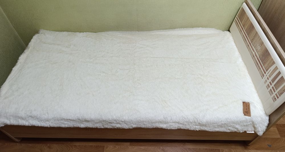 Продается подростковый спальный гарнитур