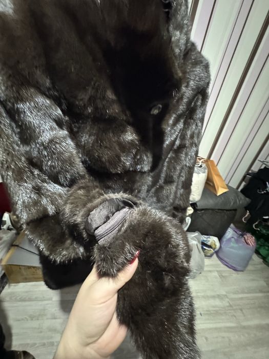 Продам шикарную шубку 1 сезон
