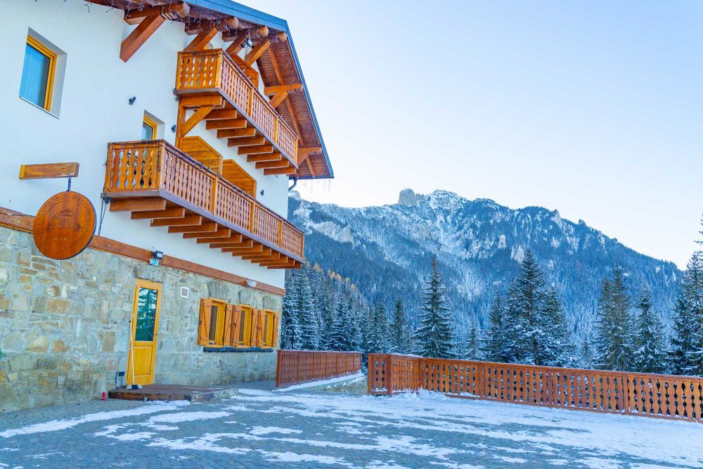 obiectiv Canon RF 28mm f2.8 STM (pancake)