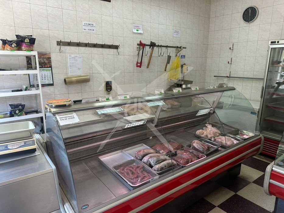 Дава се под наем Магазин в Пловдив, Център - 31 кв.м за 240000 € - Снимка #1