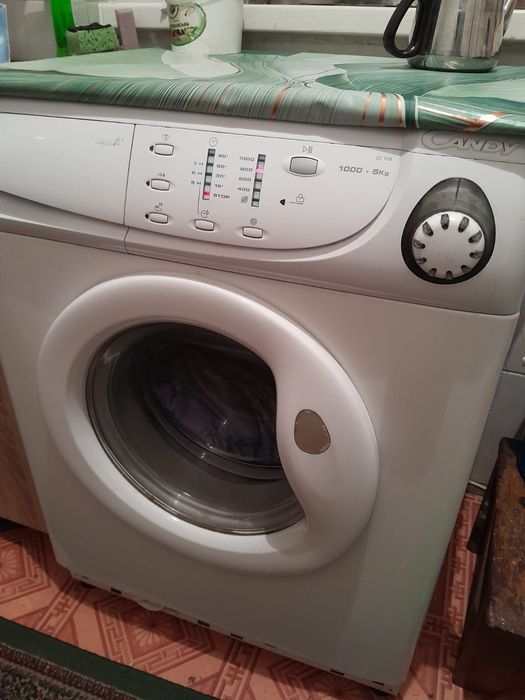 Продам стиральную машину