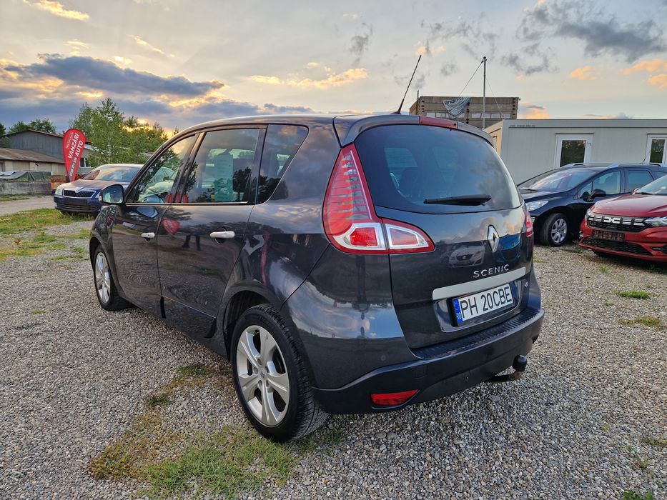 RENAULT Scenic 2011 — imagine 3