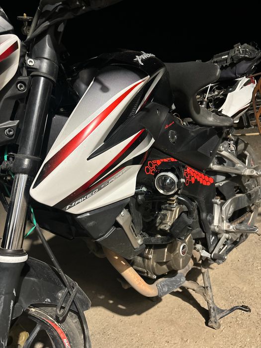 Мотоцикл Bajaj Pulsar NS200