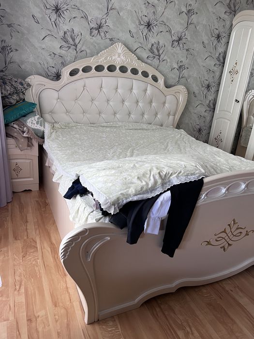 Спалный Гарнитур