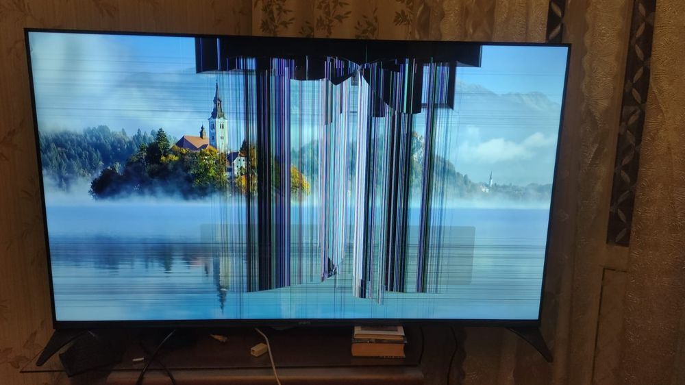 Продам телевизор Yasin