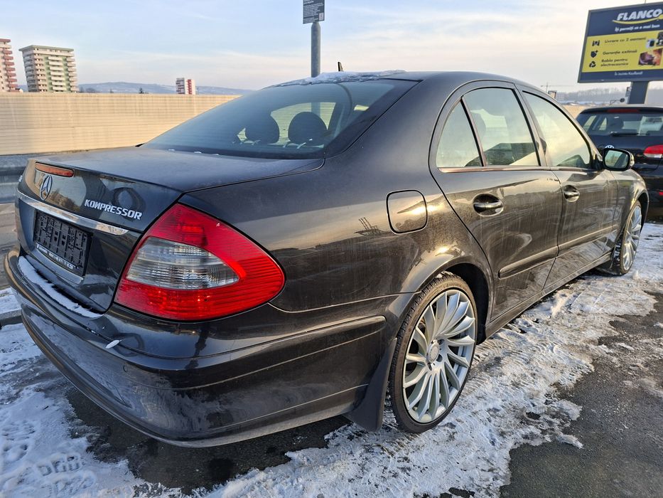 Mercedes benz e200 *w211 facelift.