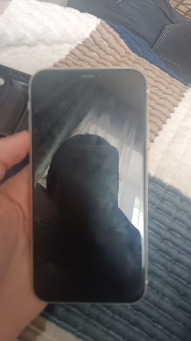 Обменяю айфон 11