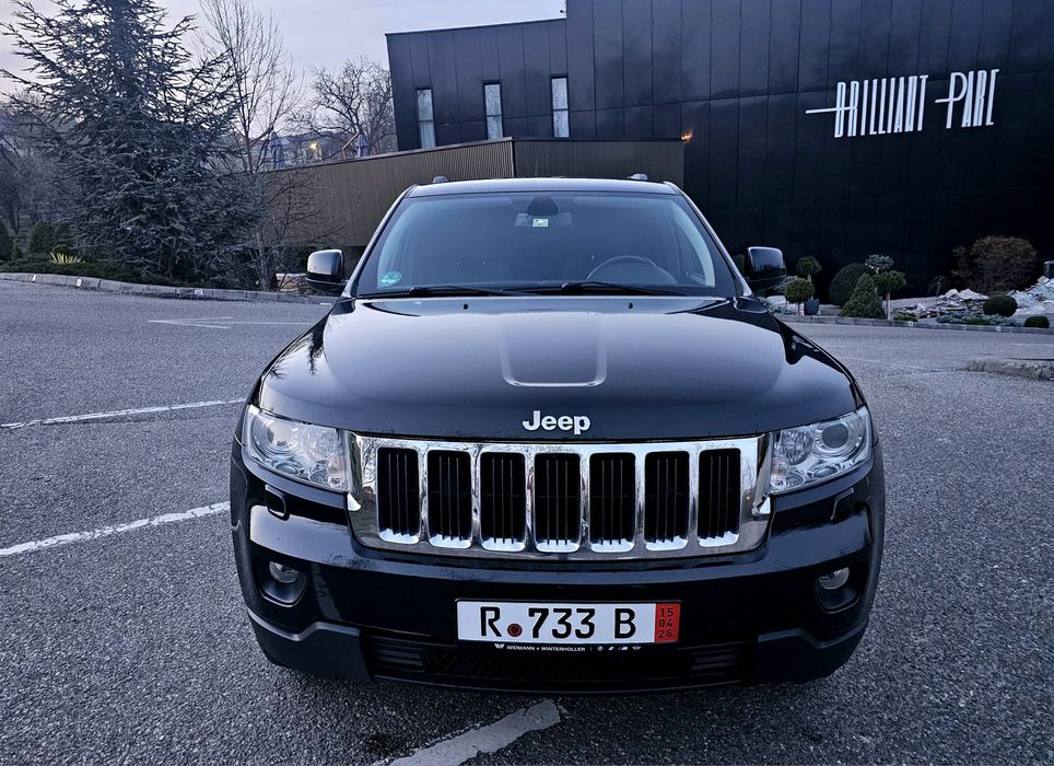 Jeep Grand Cherokee 3.0tdi  4×4/Automat/Navigație/Bixenon/Variante +-