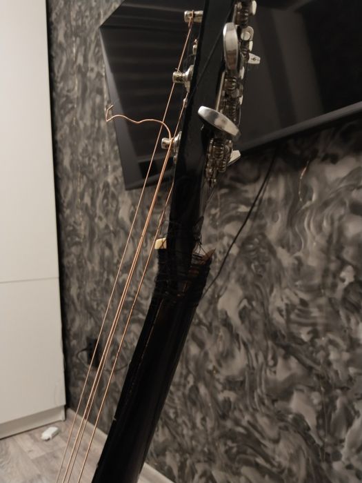 Гитара сломан гриф