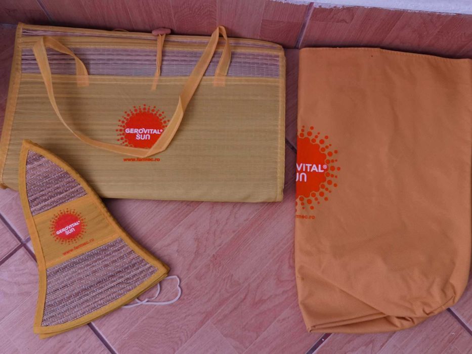 Set plaja ( sacosa, rogojina, palarie )