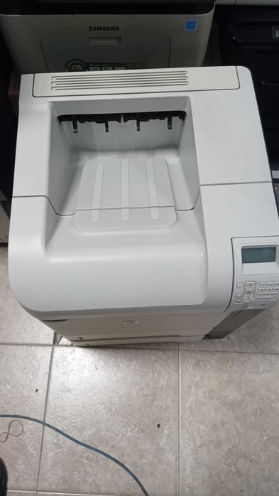 Отличен! Лазерен принтер HP Laser Jet P4015x