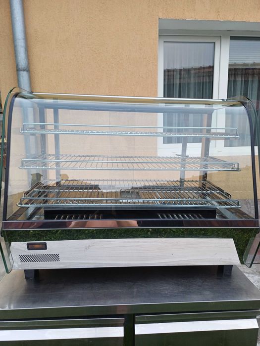 Vand vitrina calda