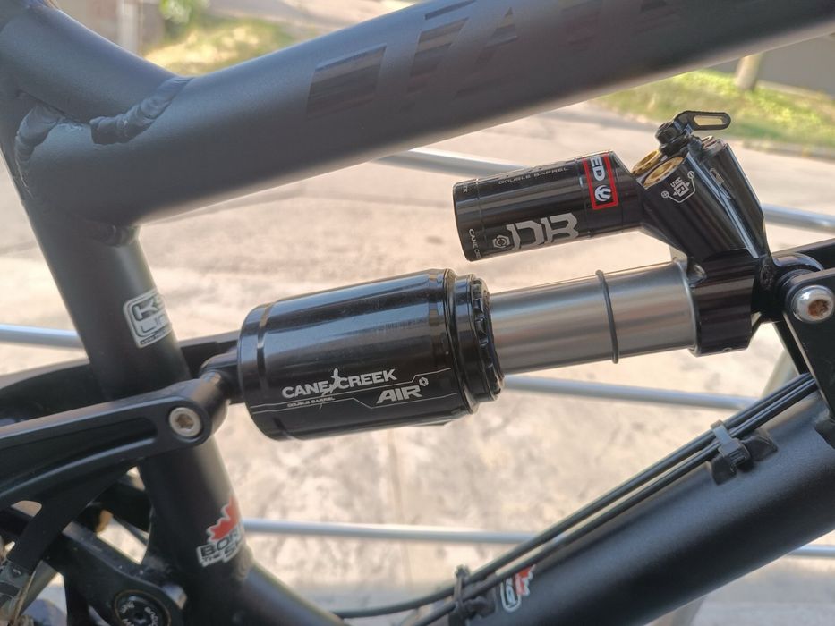 Banshee darkside 27,5 L