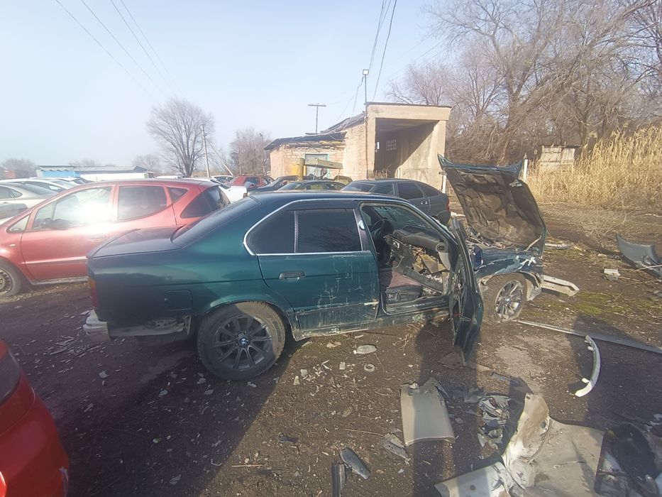 БМВ 520 2л механикалық