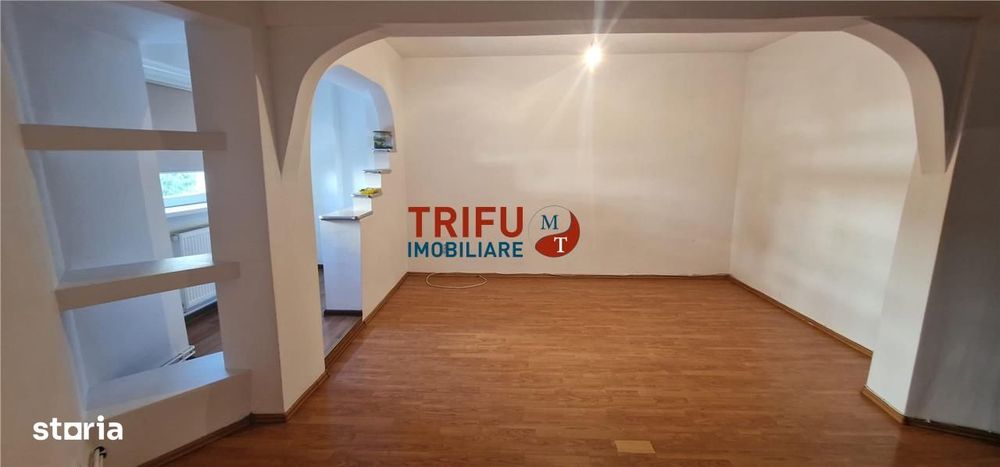 Apartament 2 camere etaj 1 de vanzare zona Cetate — fotografia 1