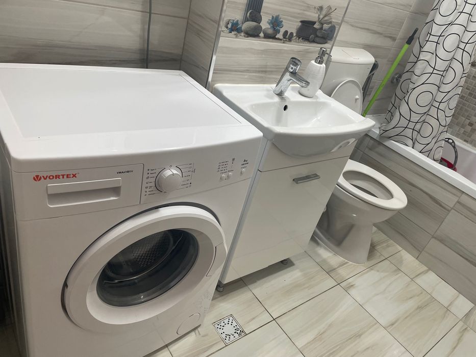 Vând apartament cu 2 camere