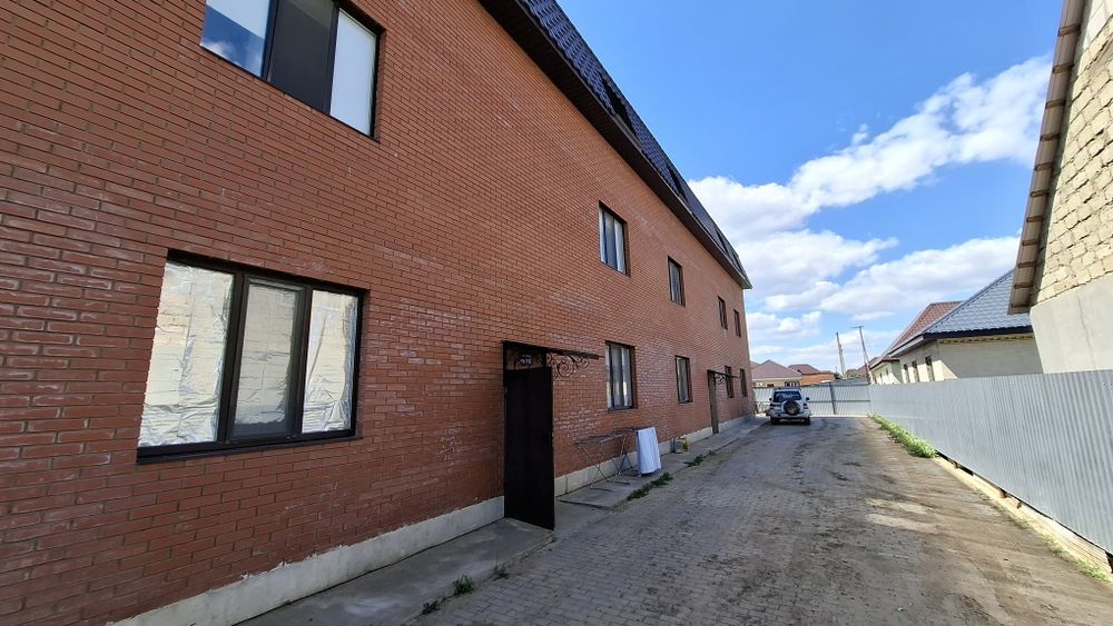 Продам 3 квартиру юго восток 61