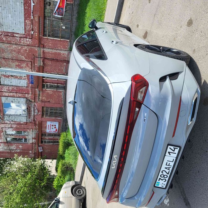 Продам Киа к5 2022 года