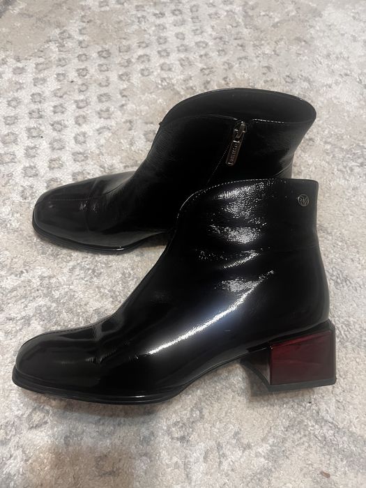 Женские осенние ботильены