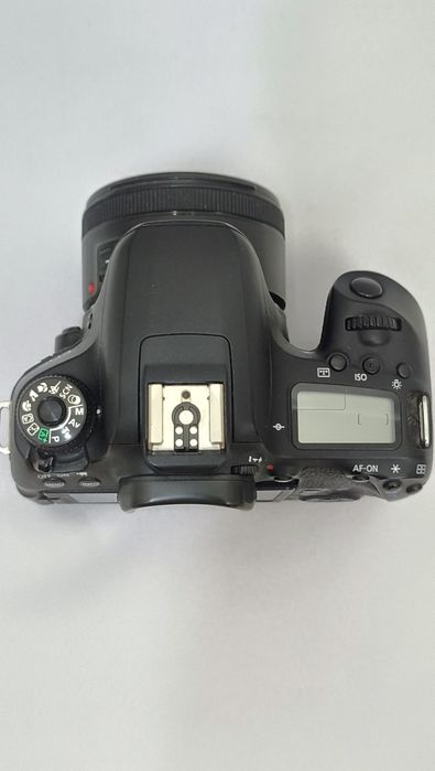 Продаю canon 77 d