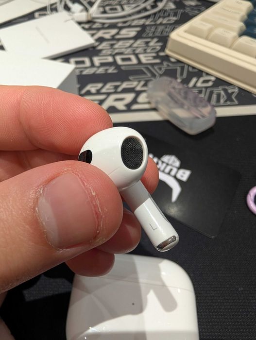 Airpods 3 в хорошем состоянии