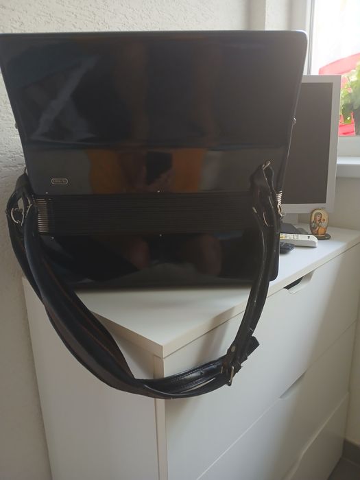 Acordeon Weltmeister, 60 bași