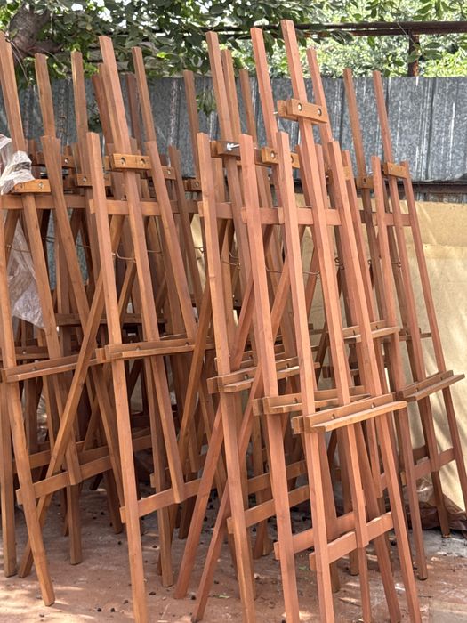 Мольберт в аренду