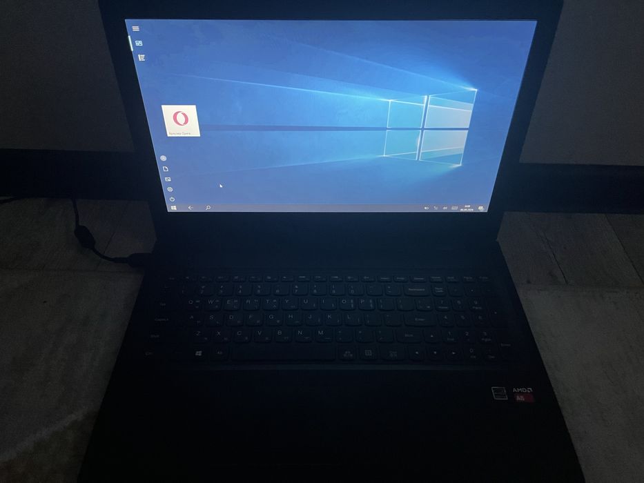 ноутбук  lenovo