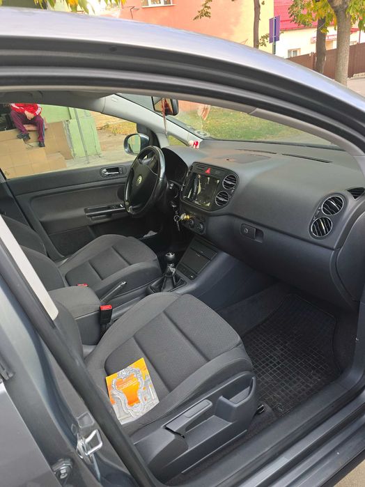 De vânzare Golf 5 plus