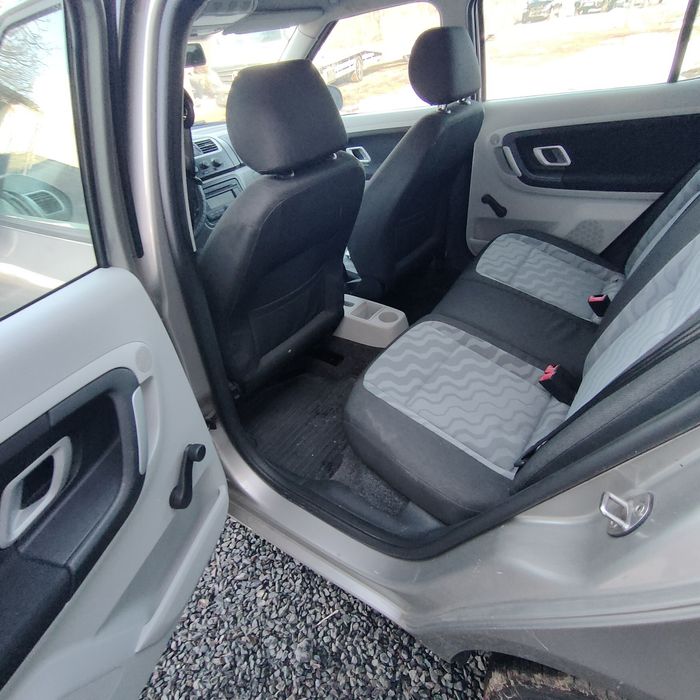 Skoda Fabia benzina 2009 perfecta stare GARANȚIE