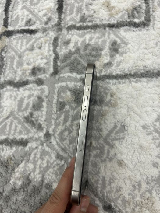 Iphone 15 pro 128 г