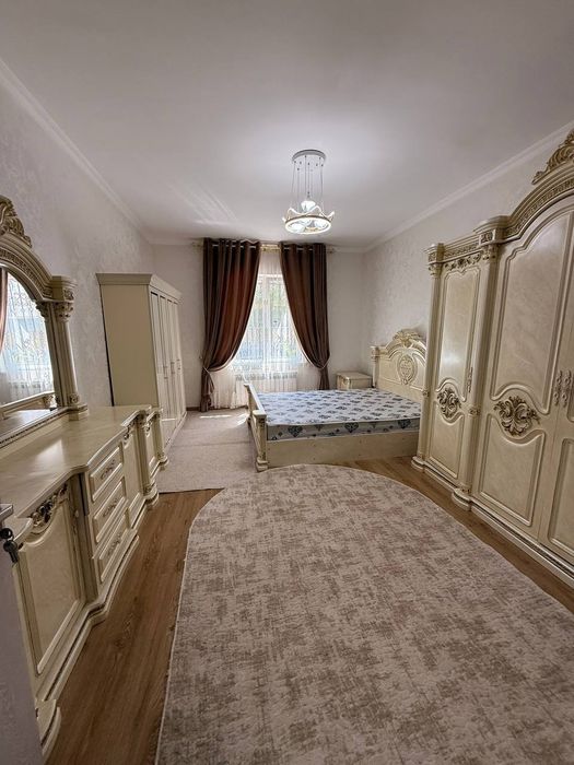 Мотритда 3 хона 90 квадрат уй