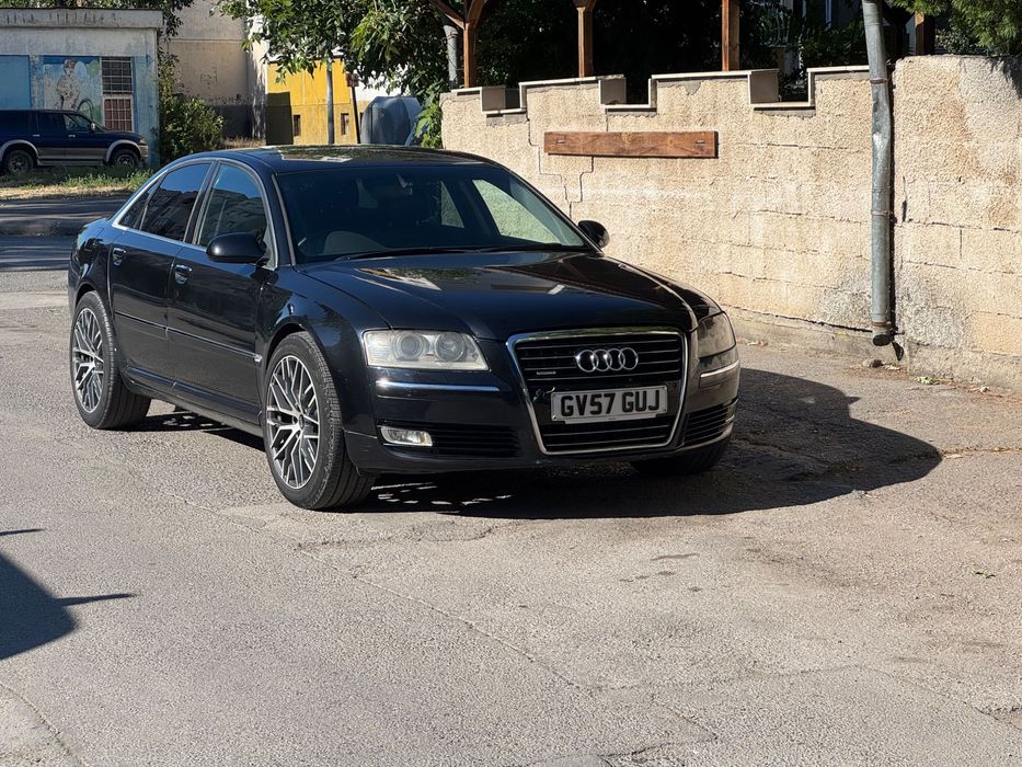 Ауди А8 3Д на части