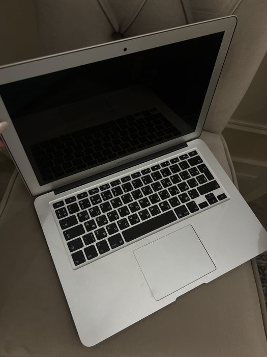 MacBook Air 2017 (13-inch)